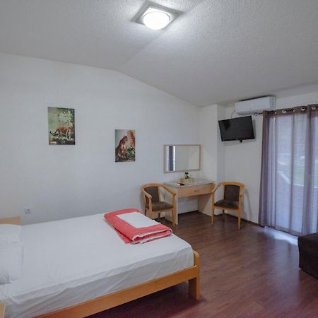 Hotel Kiko Bitola Ngoại thất bức ảnh