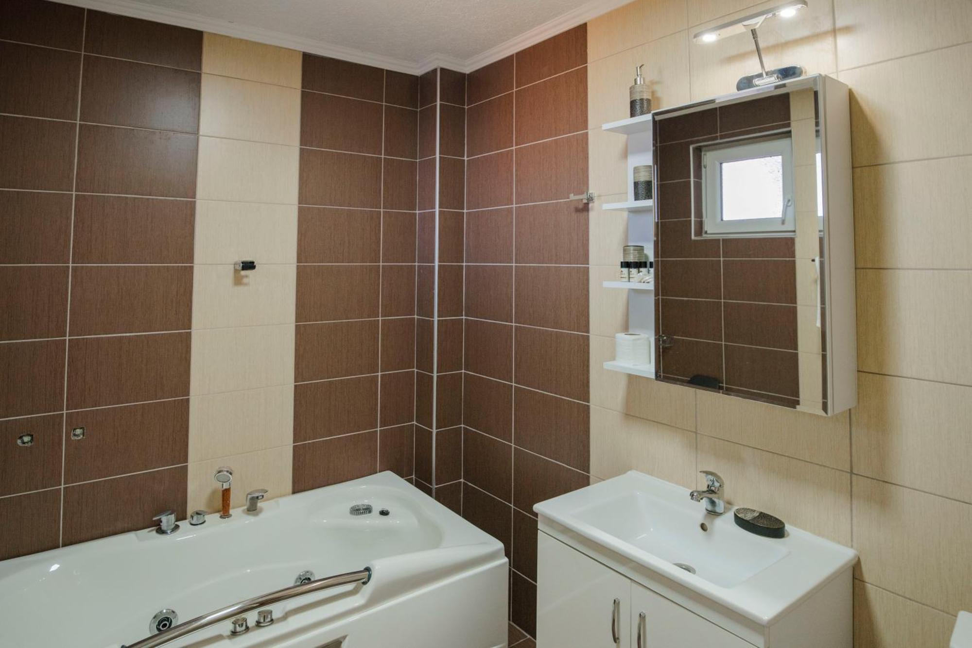 Hotel Kiko Bitola Ngoại thất bức ảnh