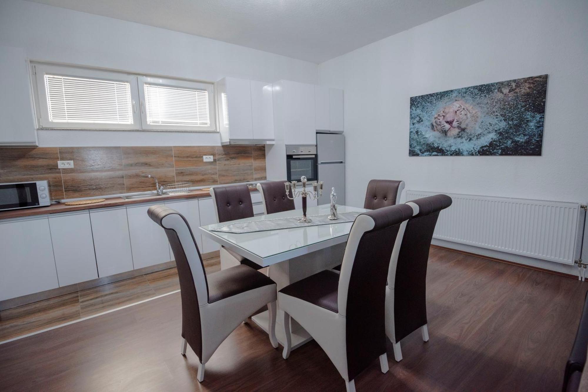 Hotel Kiko Bitola Ngoại thất bức ảnh
