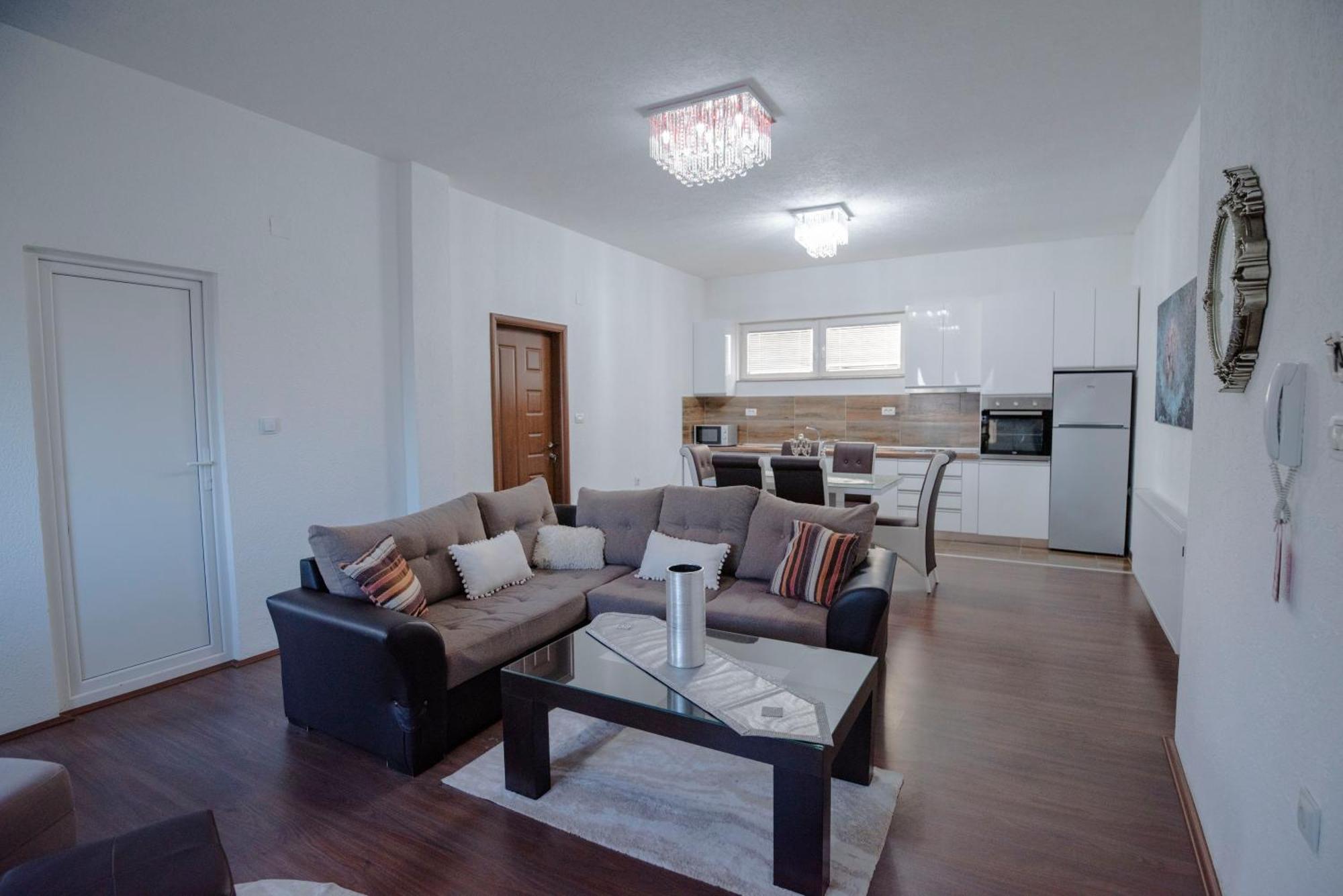Hotel Kiko Bitola Ngoại thất bức ảnh