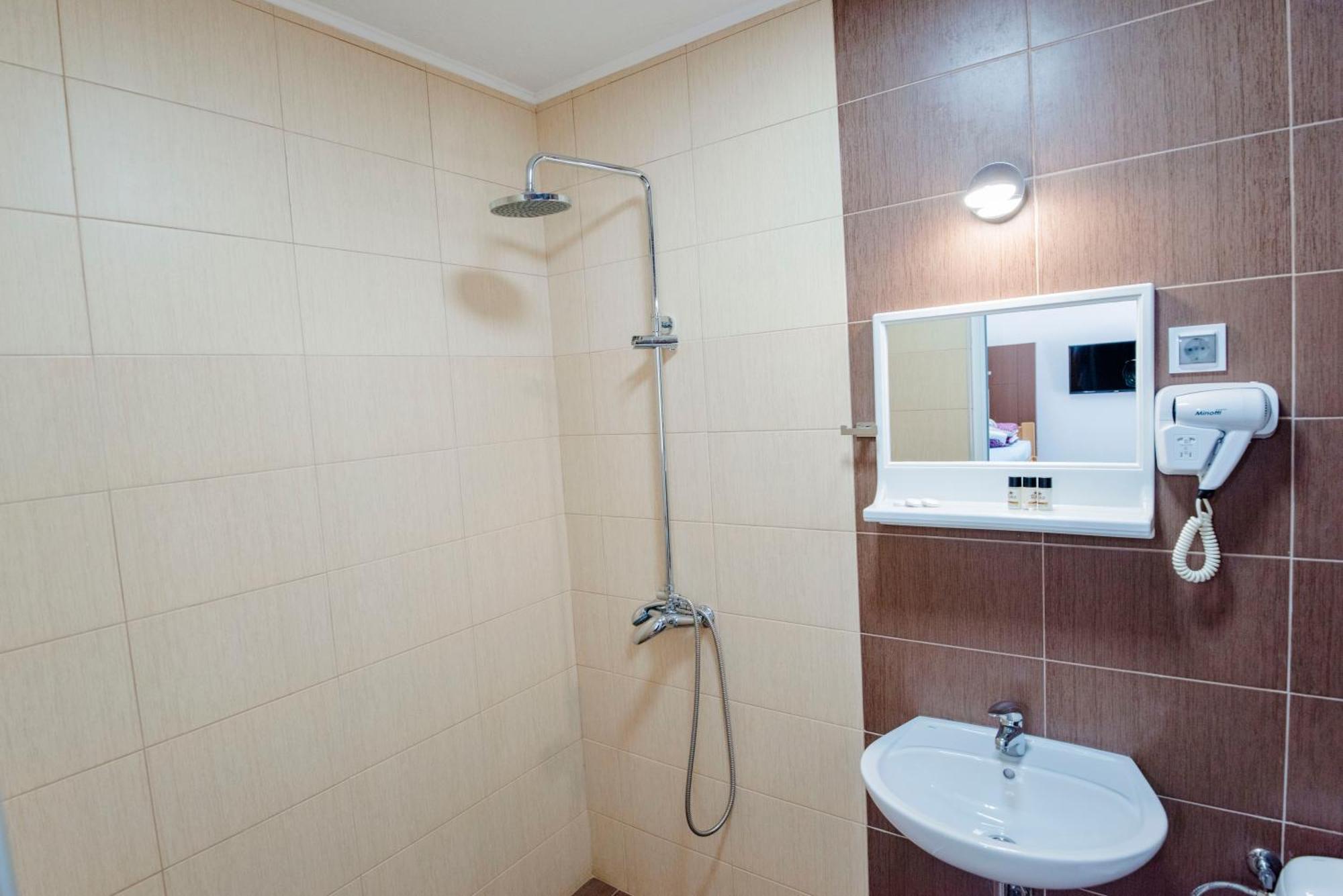 Hotel Kiko Bitola Ngoại thất bức ảnh