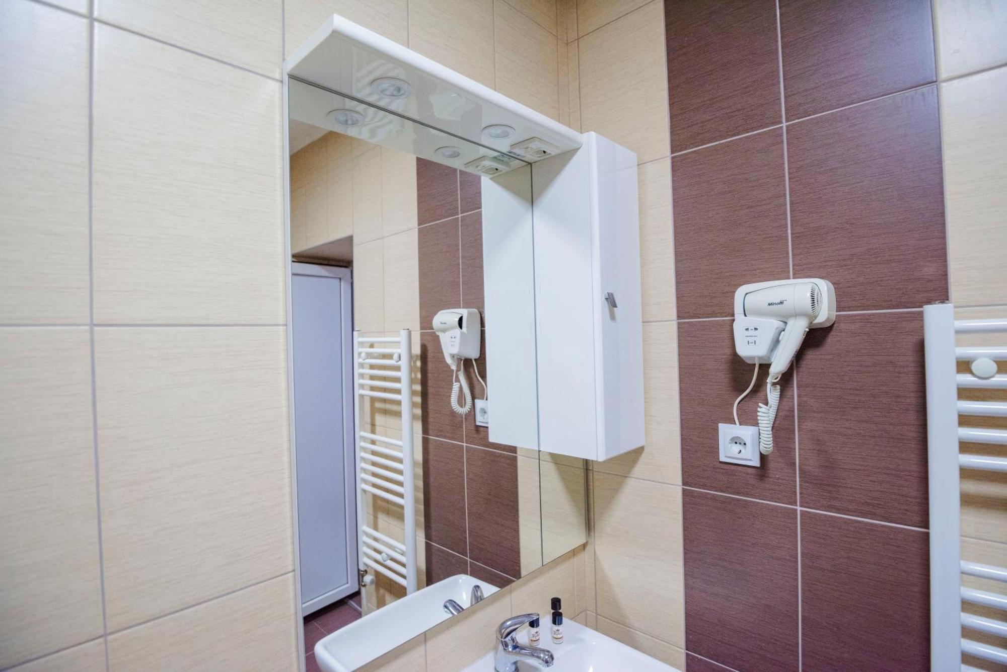 Hotel Kiko Bitola Ngoại thất bức ảnh