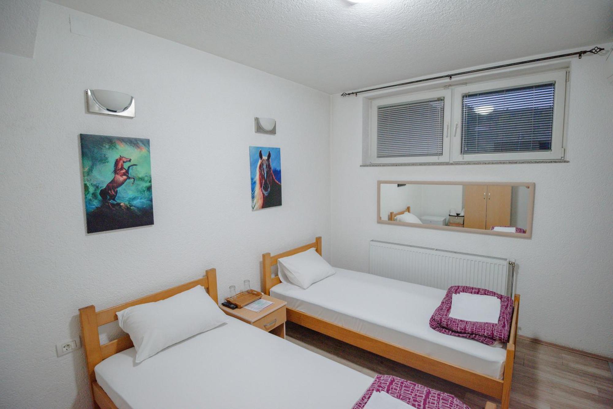 Hotel Kiko Bitola Ngoại thất bức ảnh