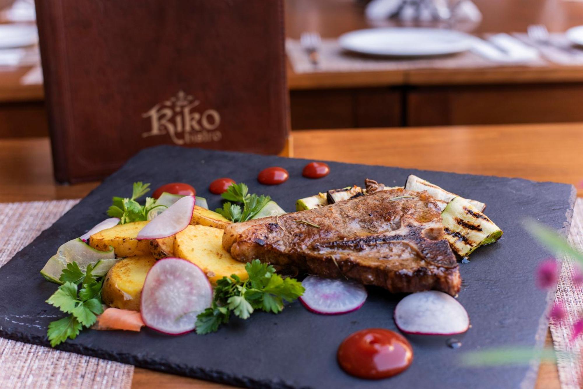 Hotel Kiko Bitola Ngoại thất bức ảnh